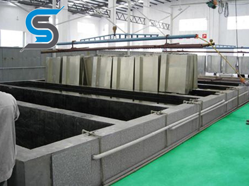 Brick type spray room